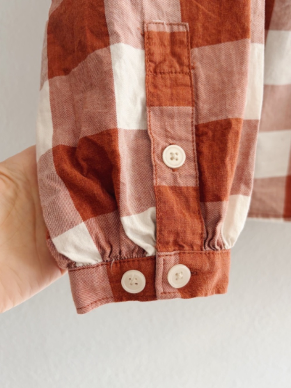 Duluth Trading Co. Orange and White Cottagecore Button Down - Picture 6 of 9